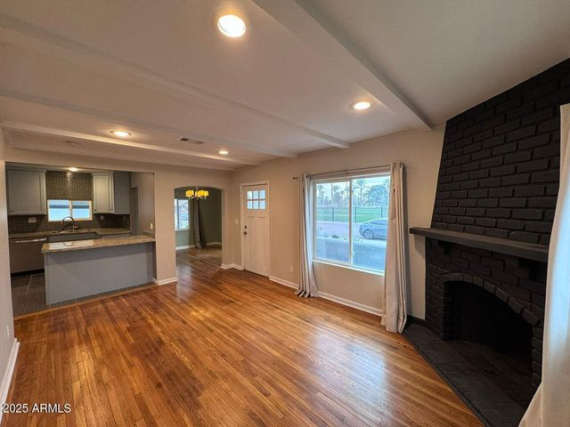 1518 W WINDSOR Avenue, Phoenix, AZ 85007