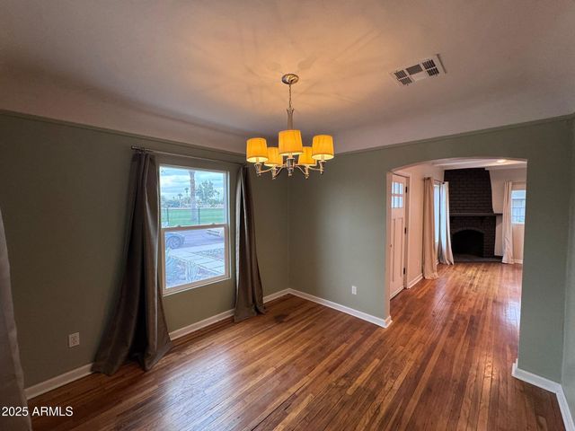 1518 W WINDSOR Avenue, Phoenix, AZ 85007