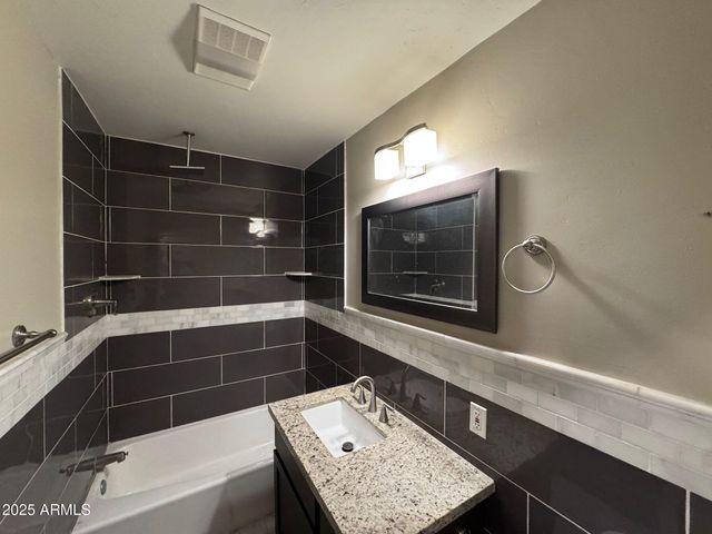 1518 W WINDSOR Avenue, Phoenix, AZ 85007