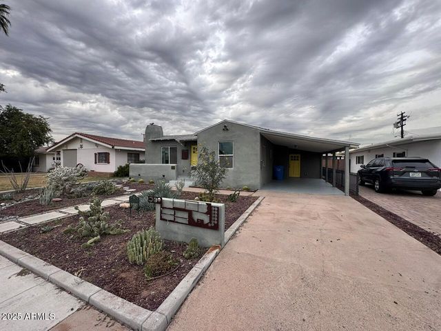 1518 W WINDSOR Avenue, Phoenix, AZ 85007