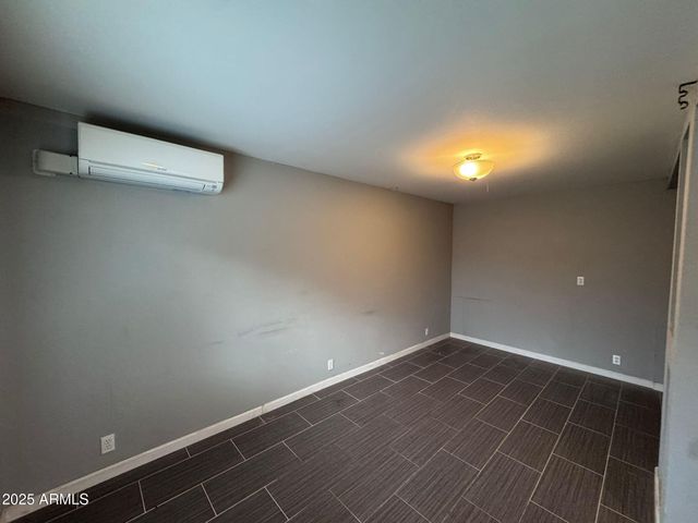 1518 W WINDSOR Avenue, Phoenix, AZ 85007