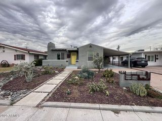 1518 W WINDSOR Avenue, Phoenix, AZ 85007