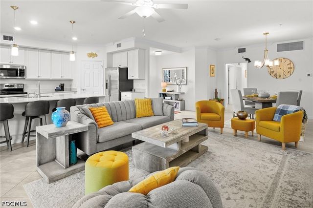 12043 Hawthorn Lake DR 102, Fort Myers, FL 33913