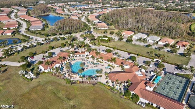 12043 Hawthorn Lake DR 102, Fort Myers, FL 33913