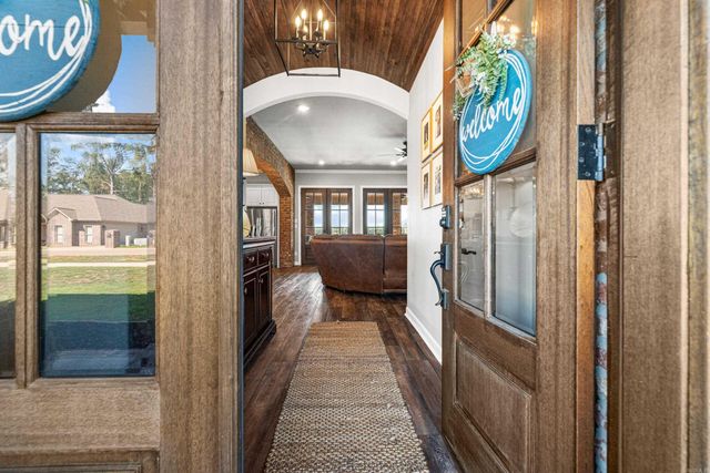 438 Oak Tree Ridge S, Sheridan, AR 72150