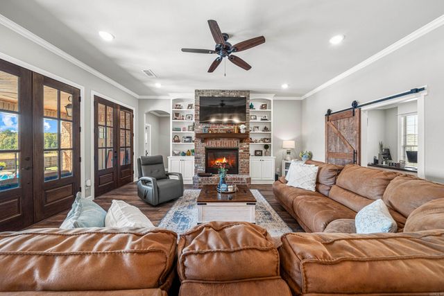 438 Oak Tree Ridge S, Sheridan, AR 72150