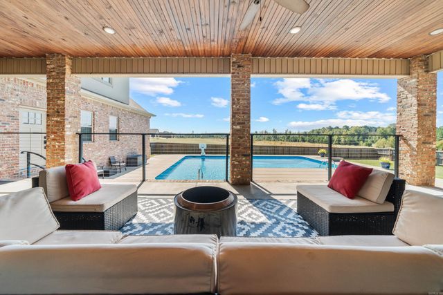 438 Oak Tree Ridge S, Sheridan, AR 72150