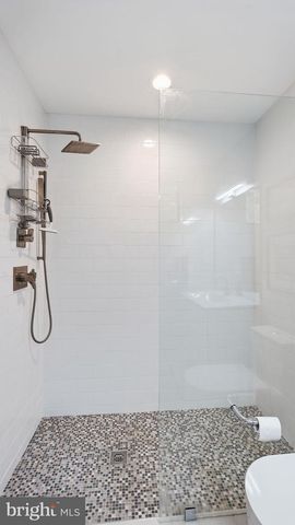 326 HAULOVER CIR, Montross, VA 22520