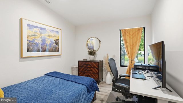 326 HAULOVER CIR, Montross, VA 22520