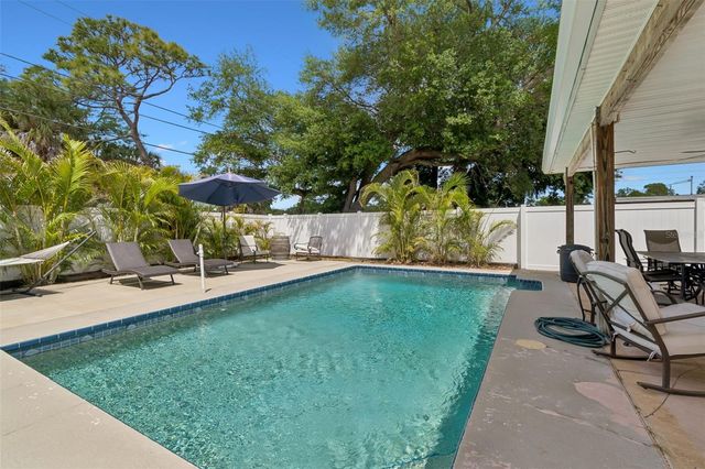 5310 72ND STREET N, St Petersburg, FL 33709