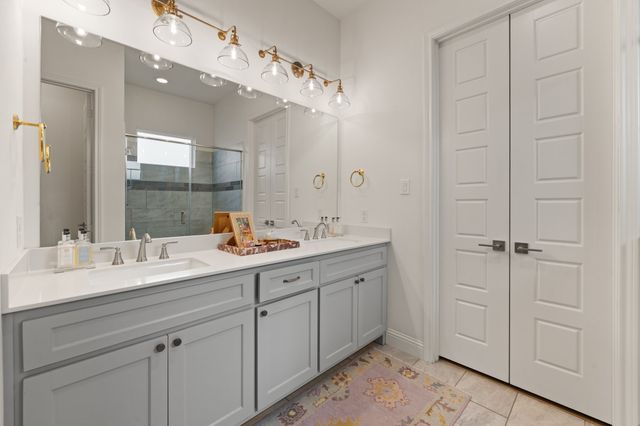 14401 Greymoore Circle, Fort Worth, TX 76008