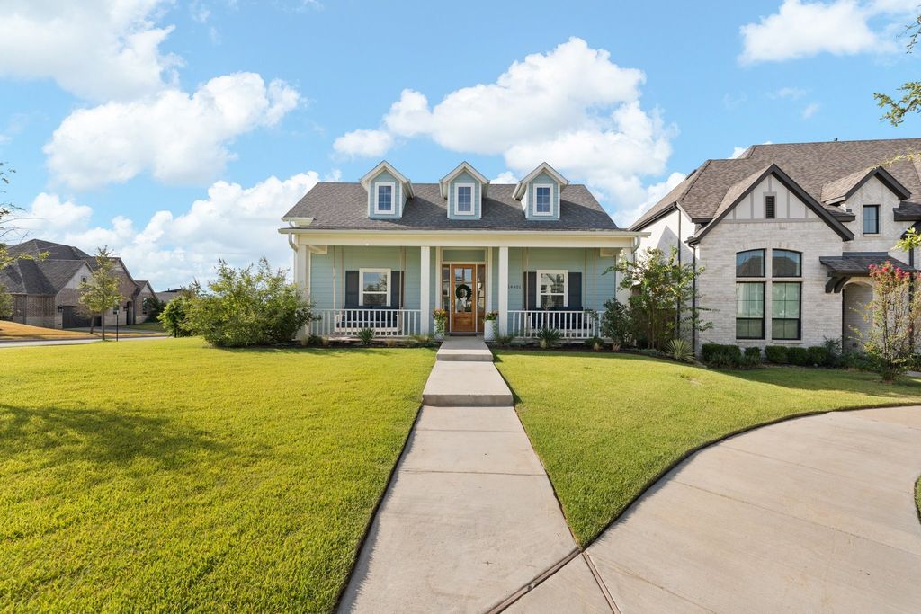 14401 Greymoore Circle, Fort Worth, TX 76008