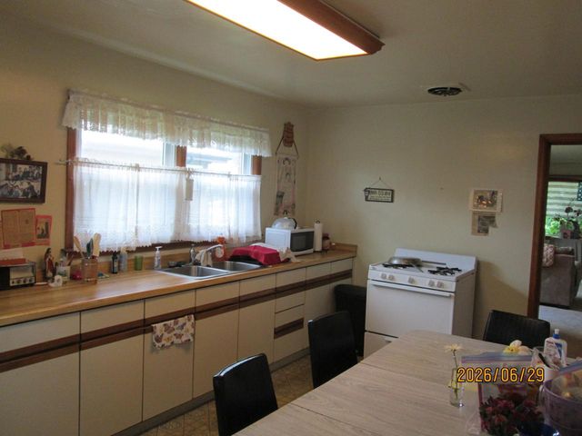 3217 Caledonia STREET, Racine, WI 53402