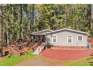 1941 BYRON CREEK Rd, Winston, OR 97496