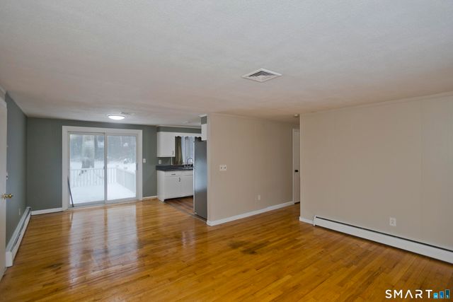 23 Little Brook Road, New Hartford, CT 06057