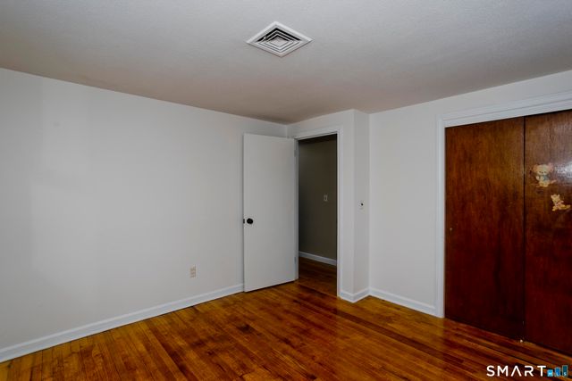 23 Little Brook Road, New Hartford, CT 06057