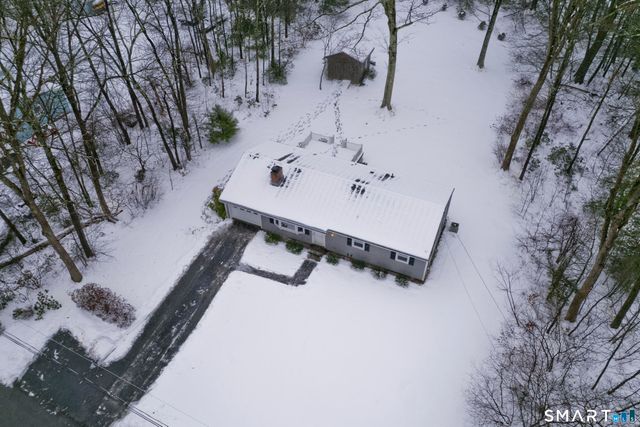 23 Little Brook Road, New Hartford, CT 06057