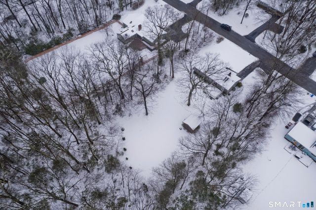 23 Little Brook Road, New Hartford, CT 06057