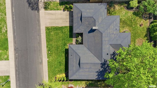 516 W WESTWOOD Drive, Peoria, IL 61614