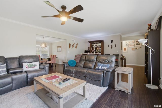 516 W WESTWOOD Drive, Peoria, IL 61614