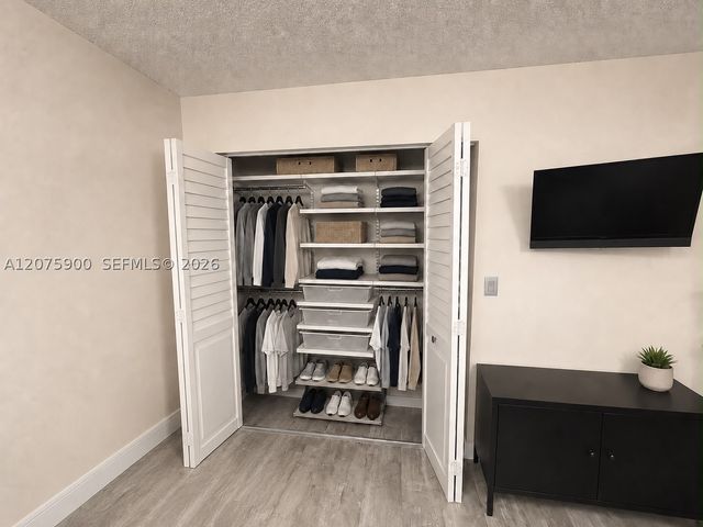 1195 NW 125th Ct 101, Miami, FL 33182