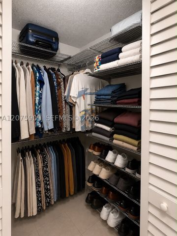 1195 NW 125th Ct 101, Miami, FL 33182