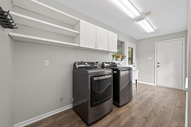 2706 Woodland Grove Drive Drive, Houston, TX 77339