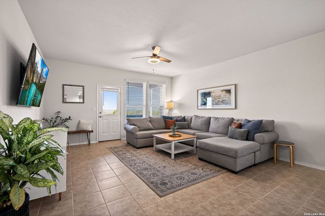 610 Ridgehorn, New Braunfels, TX 78130