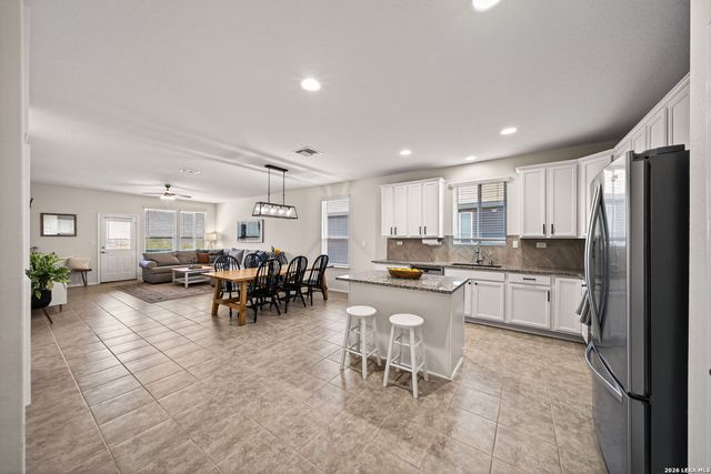 610 Ridgehorn, New Braunfels, TX 78130