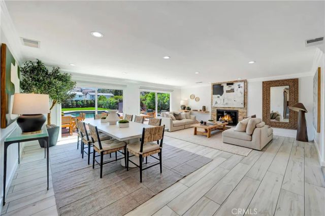 5420 Parkmor, Calabasas, CA 91302