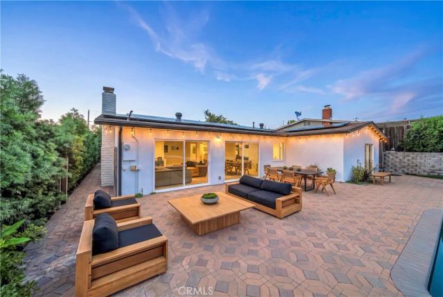 5420 Parkmor, Calabasas, CA 91302