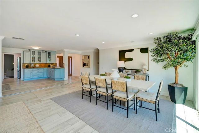 5420 Parkmor, Calabasas, CA 91302