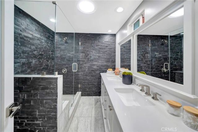 5420 Parkmor, Calabasas, CA 91302