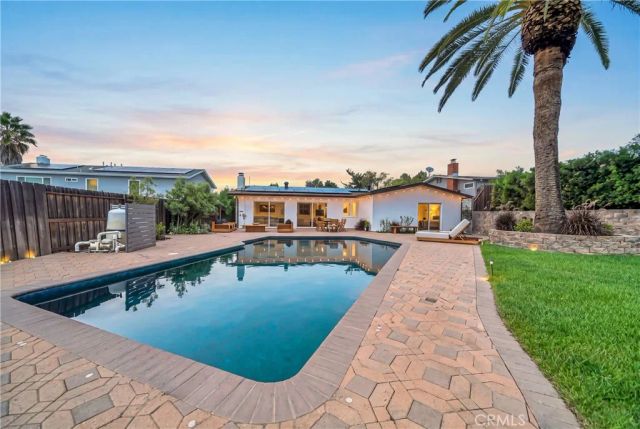 5420 Parkmor, Calabasas, CA 91302