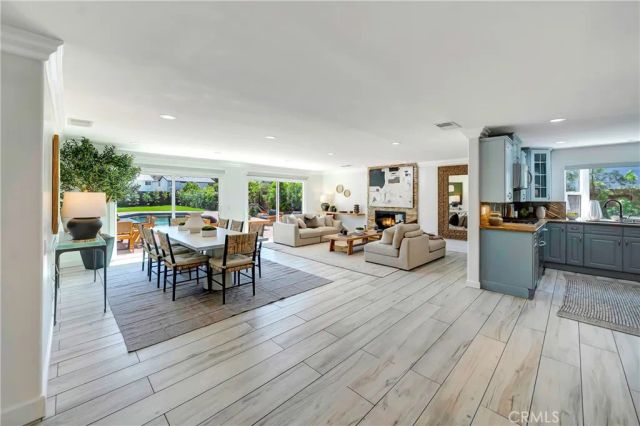5420 Parkmor, Calabasas, CA 91302