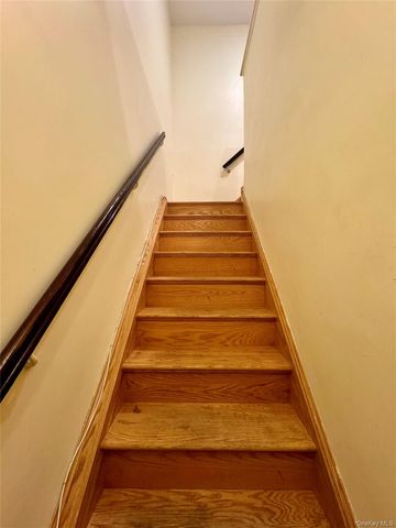 136-15 68th Drive B, Flushing, NY 11367