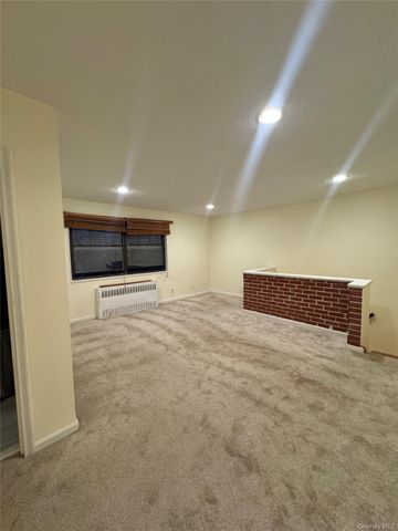 136-15 68th Drive B, Flushing, NY 11367