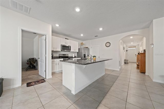 5275 MAYOR DRIVE, St Cloud, FL 34771