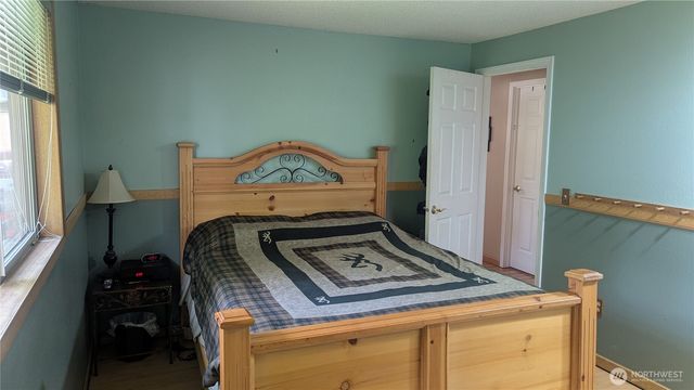 17104 24th Avenue SE, Bothell, WA 98012
