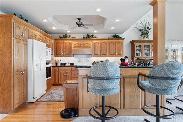 500 Navajo Trail, Kimberling City, MO 65686
