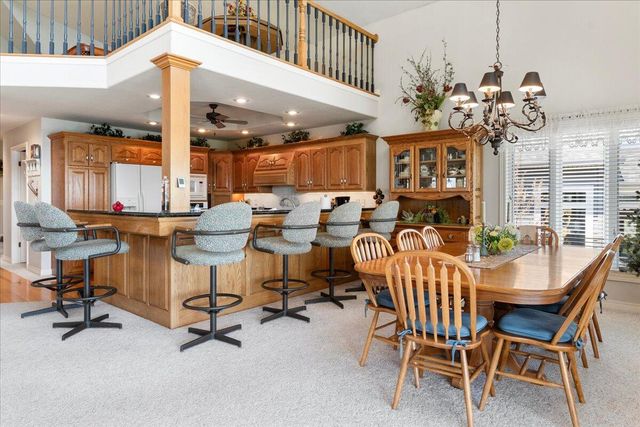 500 Navajo Trail, Kimberling City, MO 65686