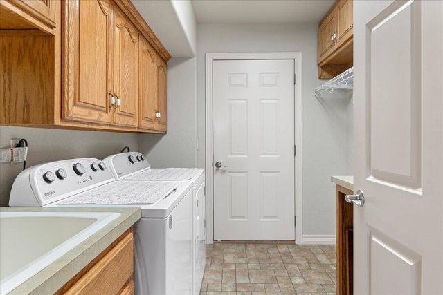 500 Navajo Trail, Kimberling City, MO 65686