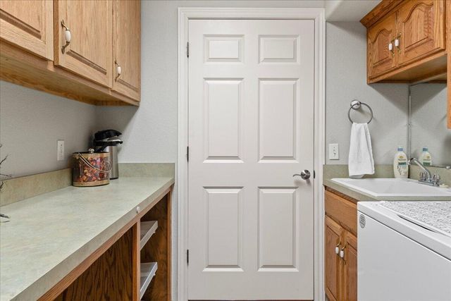 500 Navajo Trail, Kimberling City, MO 65686