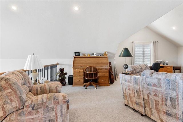 500 Navajo Trail, Kimberling City, MO 65686