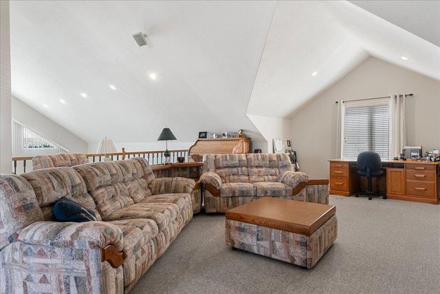 500 Navajo Trail, Kimberling City, MO 65686
