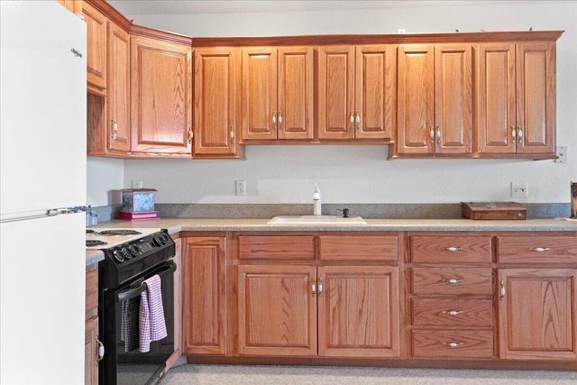 500 Navajo Trail, Kimberling City, MO 65686
