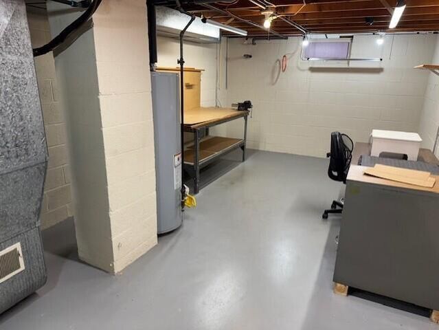 6619 44th AVENUE, Kenosha, WI 53142