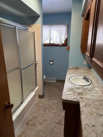 6619 44th AVENUE, Kenosha, WI 53142