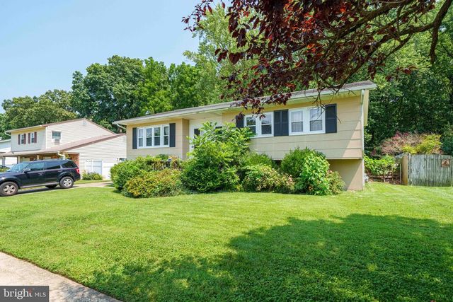 48 GILL DR, Newark, DE 19713