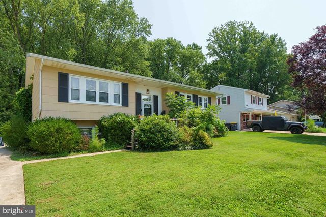 48 GILL DR, Newark, DE 19713